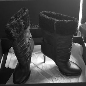 Kenneth cole calf high boots